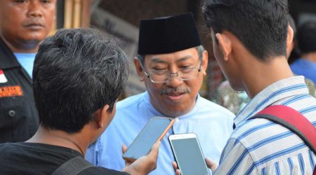 PKS: PRESIDEN AGAR SEGERA TERBITKAN SURPRES